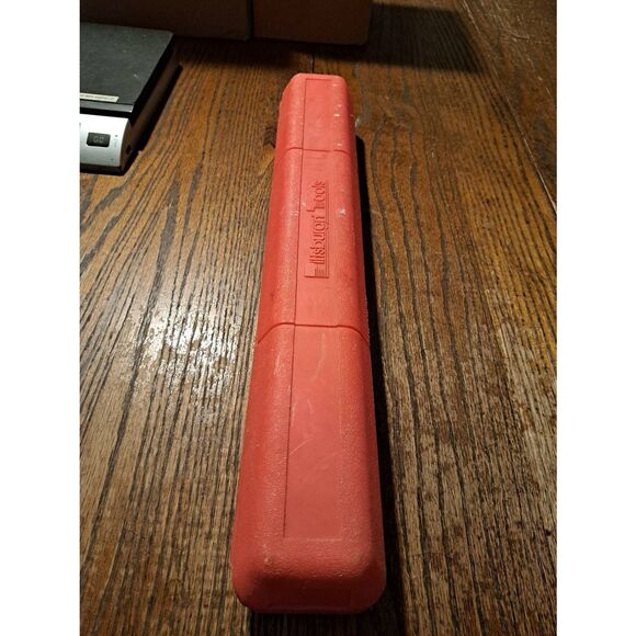 Pittsburgh 1/2" Drive Click Torque Wrench Reversible w/ Red Hard Case - Picture 6 of 6